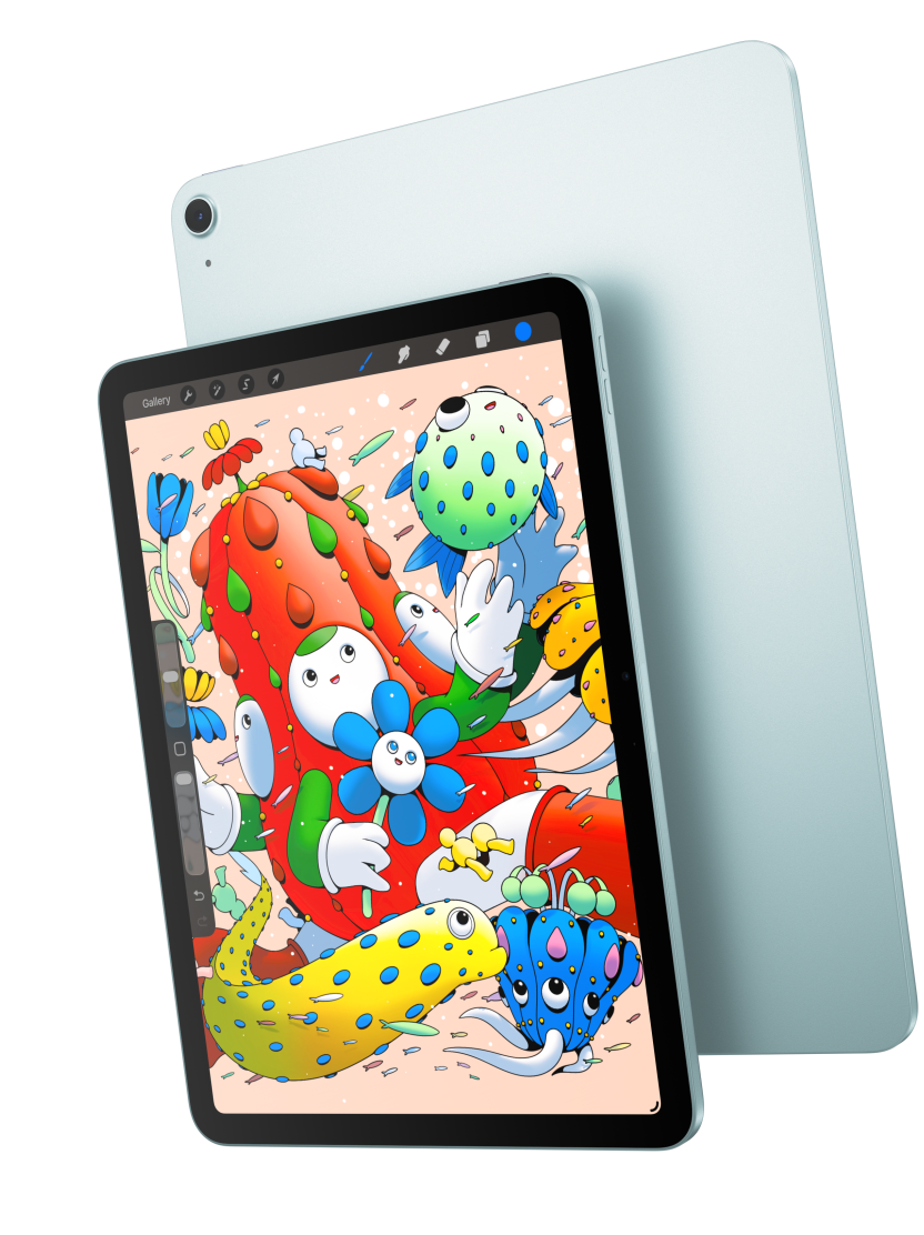 Vỏ ngoài mặt trước của iPad Air hiển thị phiên bản 11 inch đang chạy ứng dụng Procreate và nằm chồng lên vỏ ngoài mặt sau của iPad Air màu xanh dương